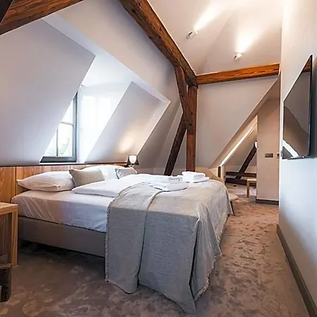 Hotel Albrecht 4*